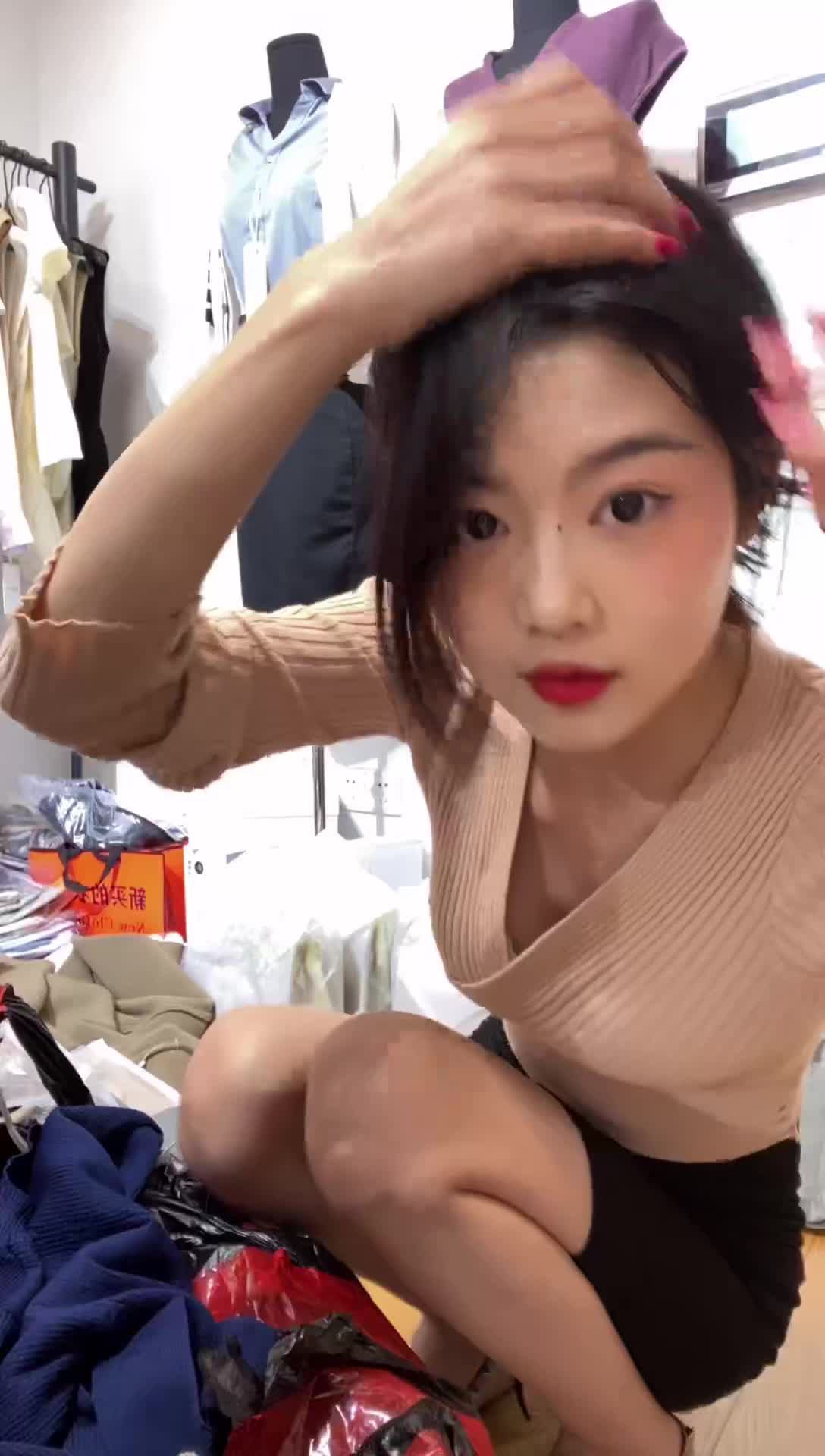 新买的衣服_2025-03-21_20-18-08_023
