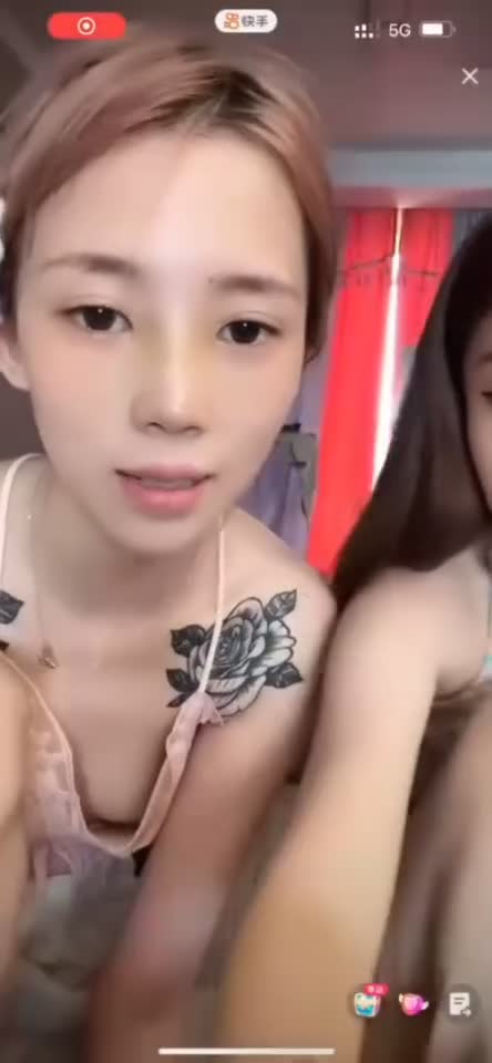 快手直播漏奶