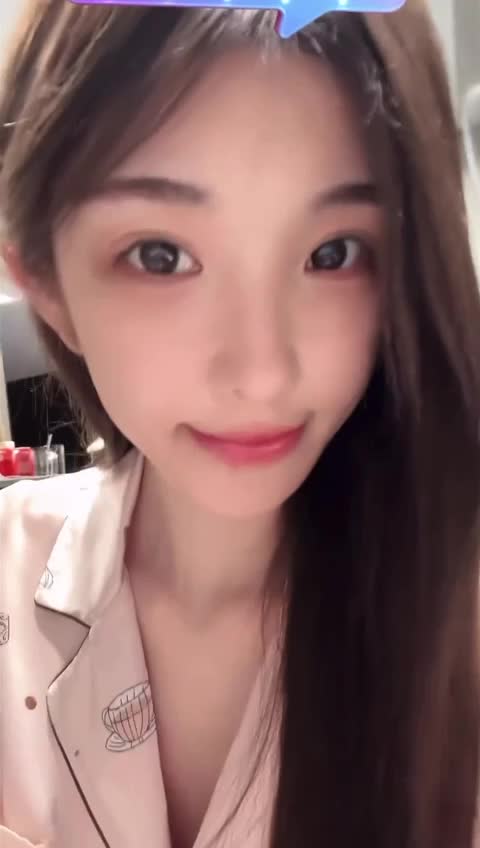 若琳pepper 走光 (1).MOV