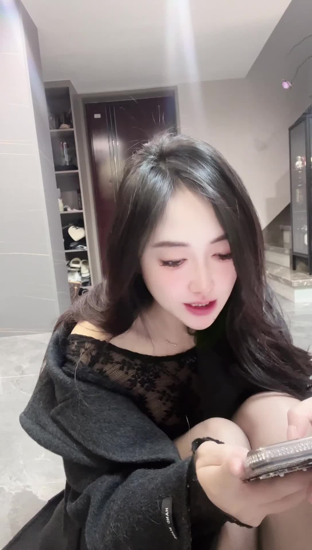 龙春燕子_2025-03-31_00-50-05_000