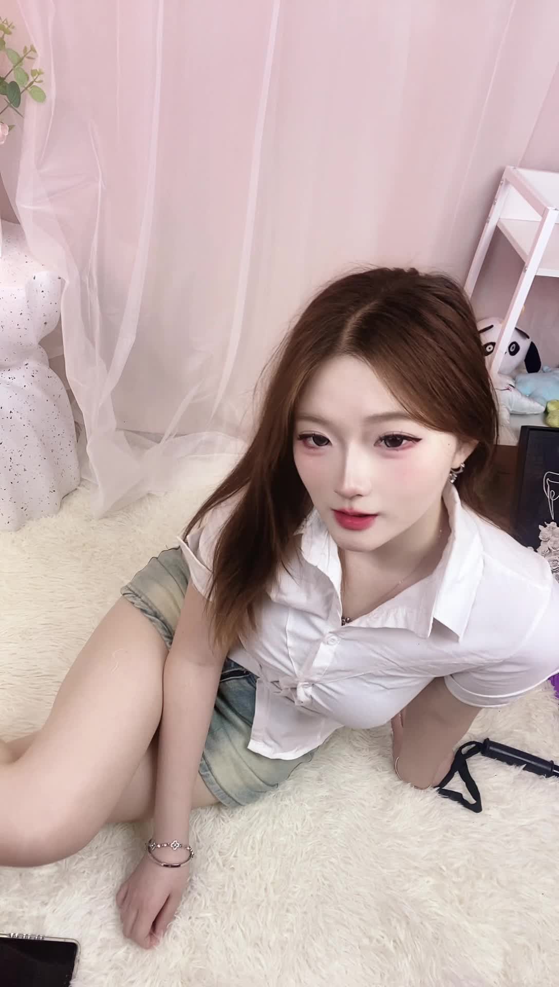 清纯小学妹_2025-04-11_23-52-17_043