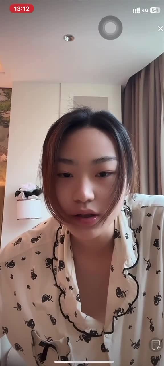四月精选免费走光视频 (9).MP4