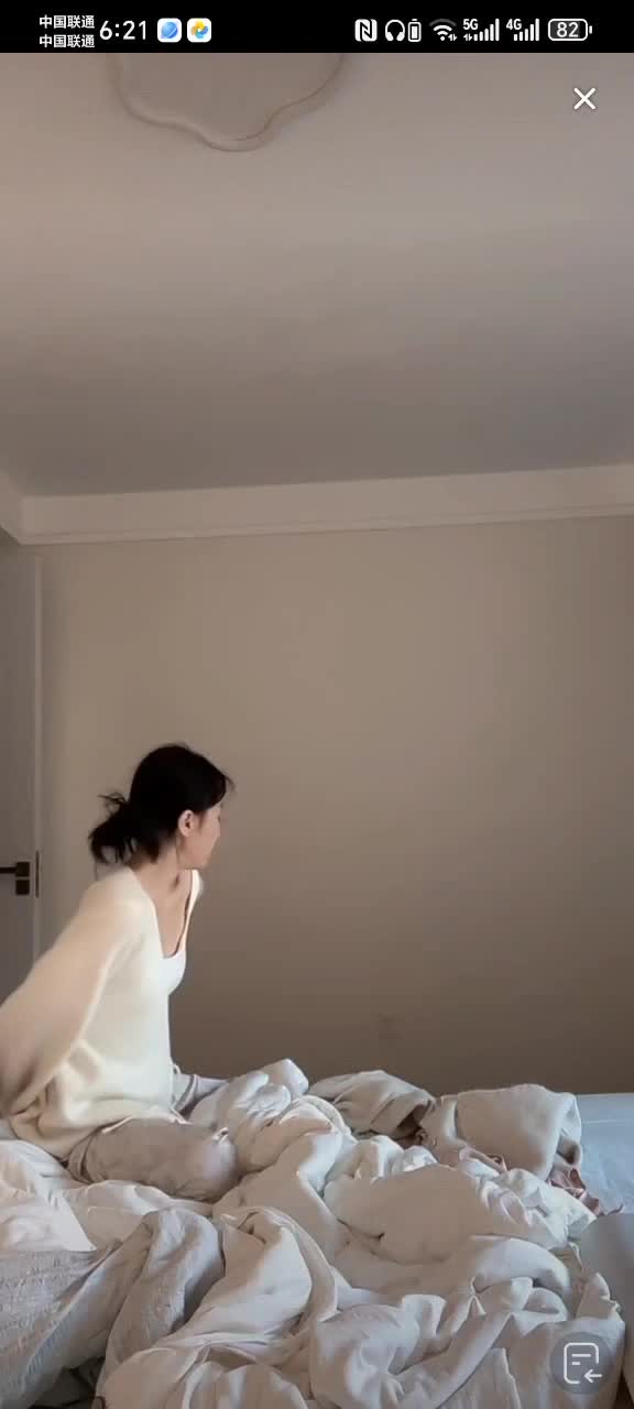 四月精选免费走光视频 (16).MP4
