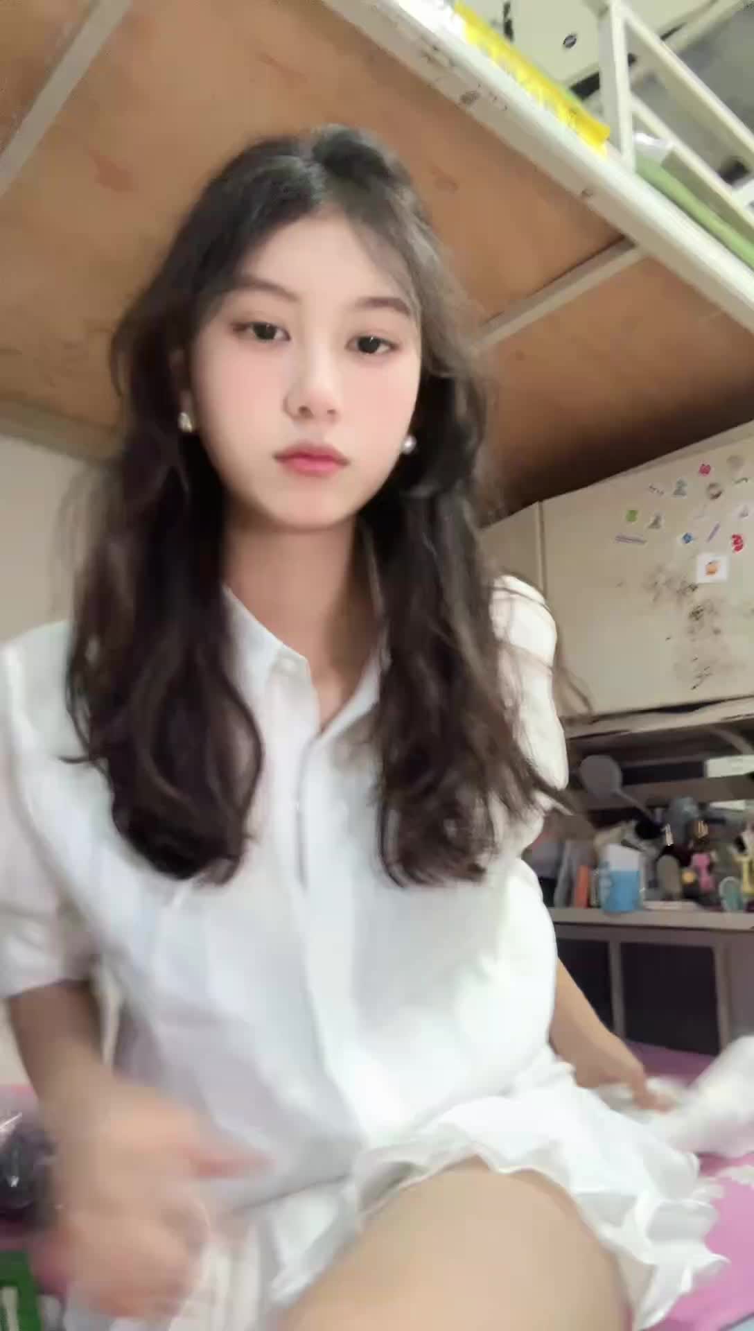 梁迷糊_2025-04-24_21-35-34_033