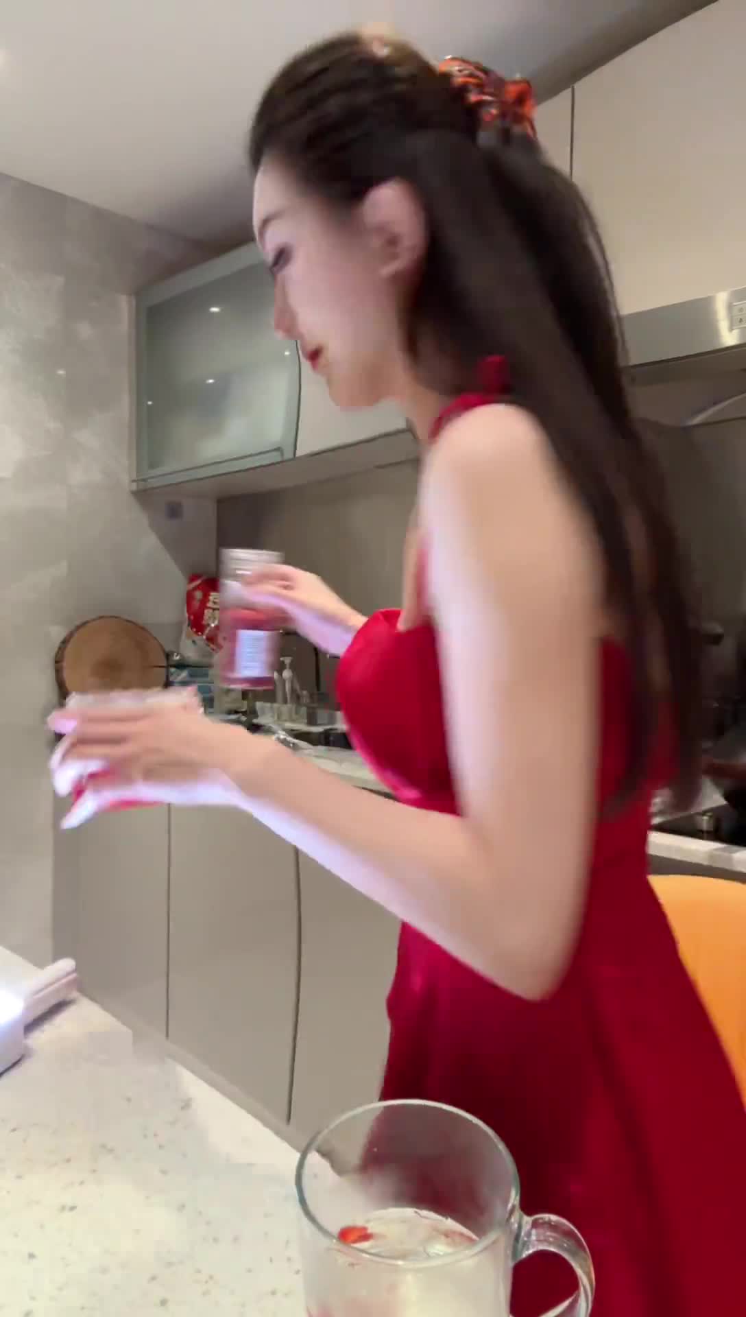 熙熙_2025-04-25_22-11-38_409