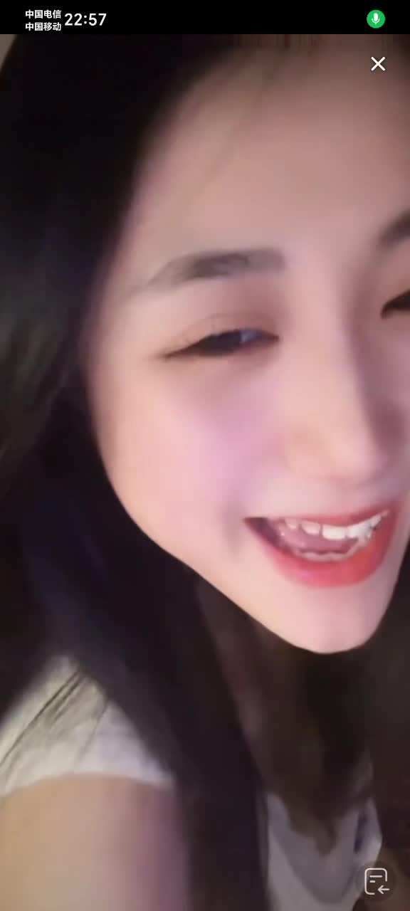 4月末精选走光视频 (18).MP4